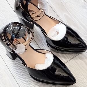 (S-4543) Covibesco Women's Heel Sz 40 (9.5)